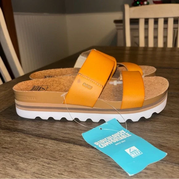 Reef Cushion Vista Hi Women's Sandals Natural NWT - Picture 11 of 14